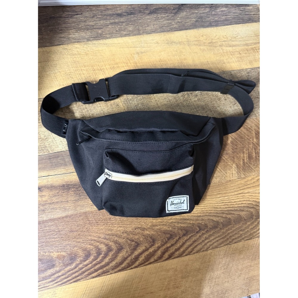 Herschel Supply Company Hip Waist Bag‎ Fanny Pack Black Zip Pockets